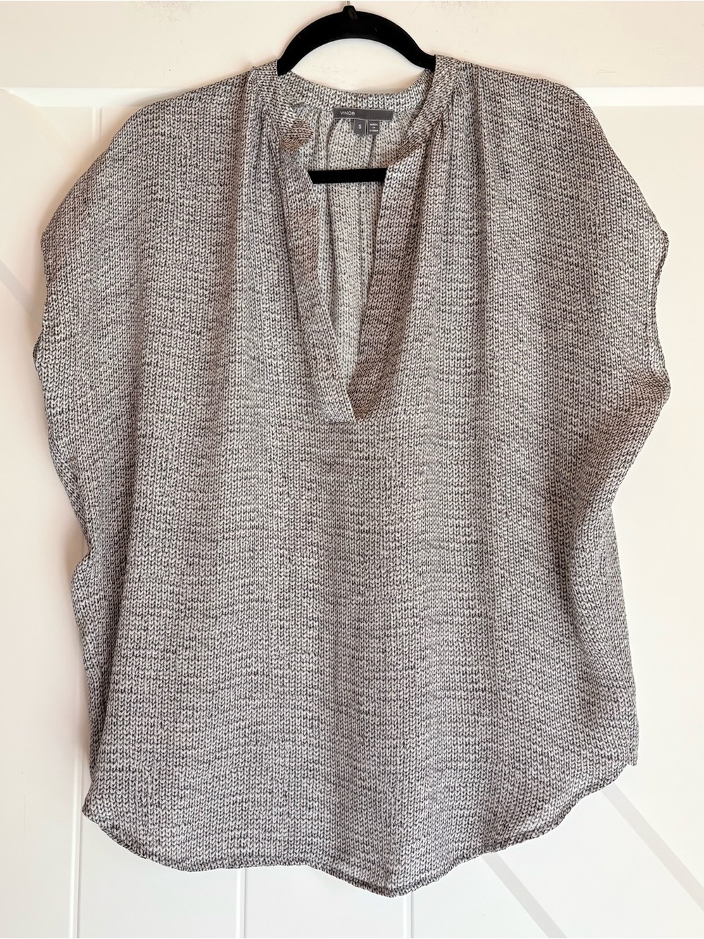 Vince Split Neck Silk Top Gray White Black Minimalist Size S